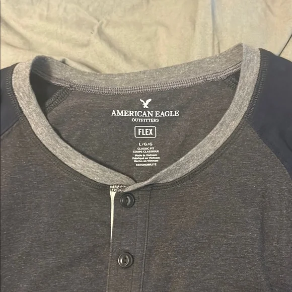 American Eagle Outfitters Gray and Blue Raglan Tee - Picture 2 of 2